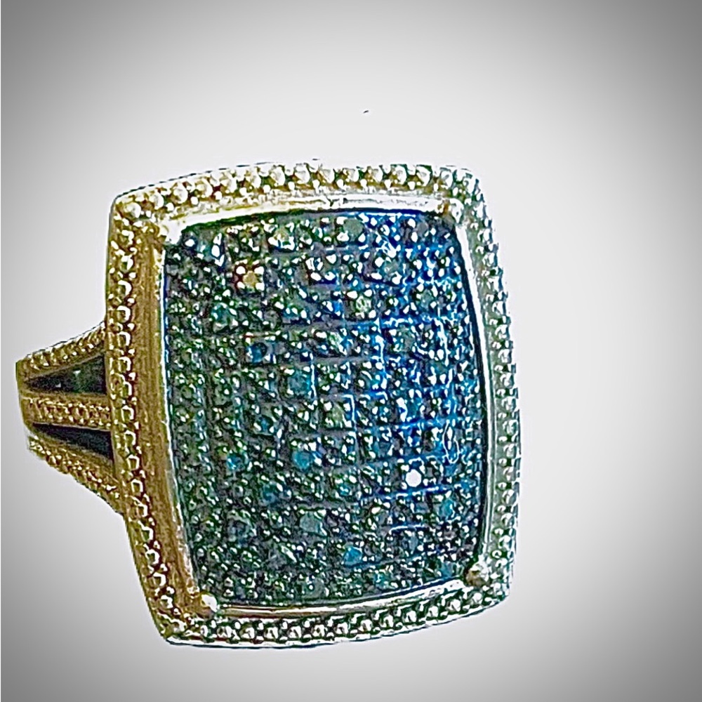 Diamond Blue Pompadour Ring. Size 6. Rhodium over 925 SS Gorgeous setting.